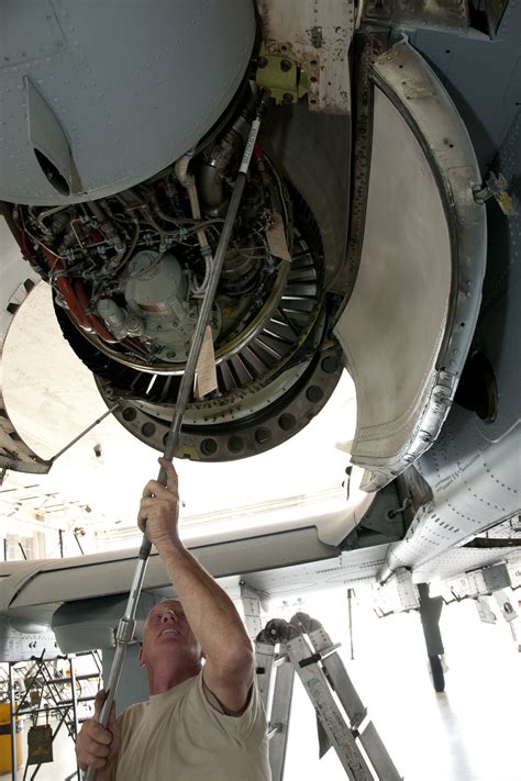 Warthog Engine Maintenance