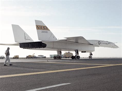 XB-70 Valkyrie testing