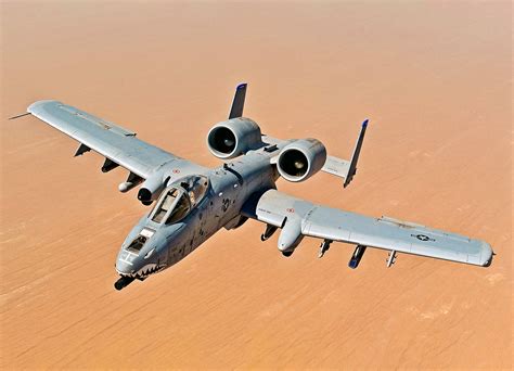 A10 Thunderbolt in maintenance