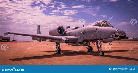 A-10 Warthog taxing