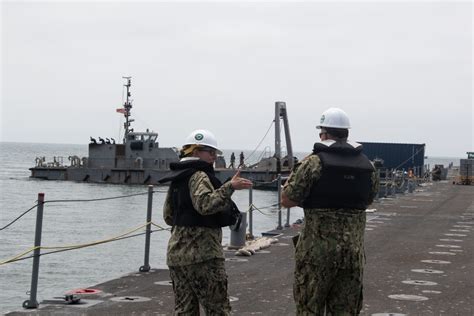 ACU-1 sailors conducting training exercise