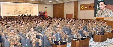 Addressing Officers in the Army