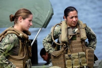 Advanced training for female Navy SEALs