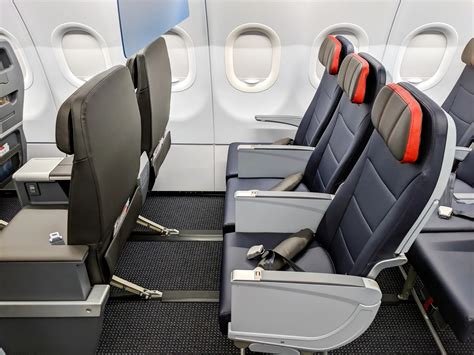 Airline seats for plus-sized passengers