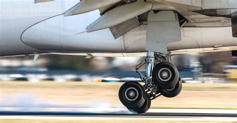 Airplane landing gear