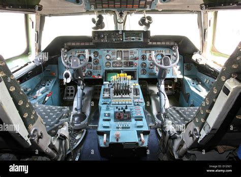 The cockpit of the Antonov An-225 Mriya