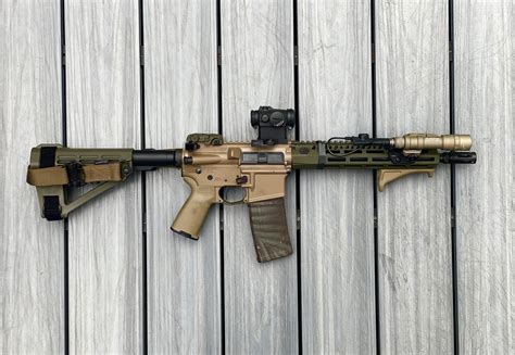 AR-15 Rifle Builds