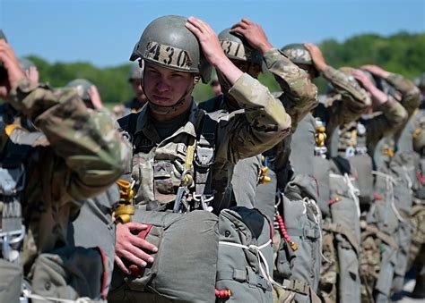 Army Airborne School Training