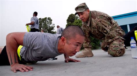 Army boot camp push-up test