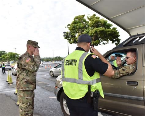 Army Customs and Courtesies: A Soldier's Guide to Protocol