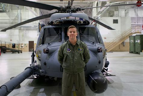 Army Helicopter Pilot Reconnaissance