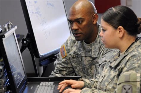 Army IT Specialist education and training