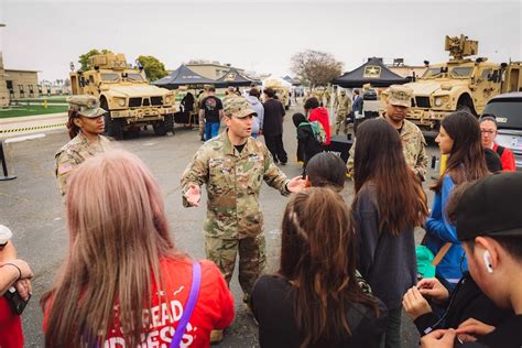 Army Reserve Recruiter Event