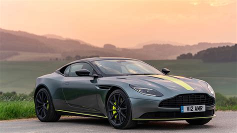 Aston Martin DB11