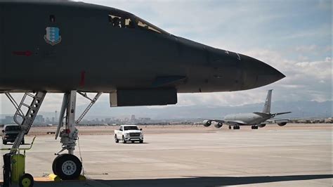 B-1B Lancer maintenance