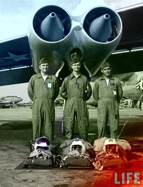 B-52 Crew