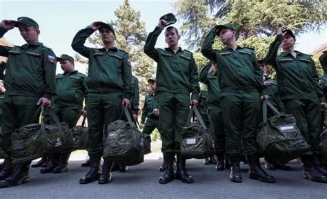 Soldado con una baja por conveniencia del servicio