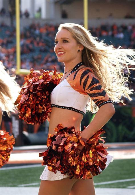 Behind the scenes content from the Bengals cheerleader calendar