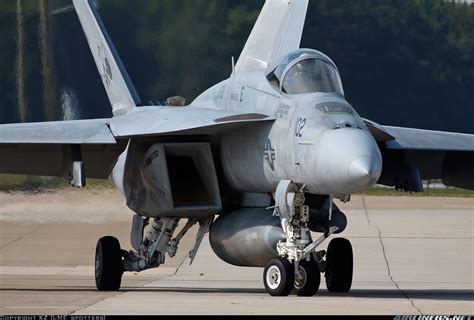 Boeing F/A-18 Hornet