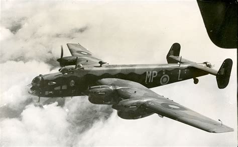 WW2 Bomber Planes Image