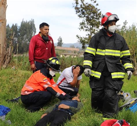 Bomberos en accidentes