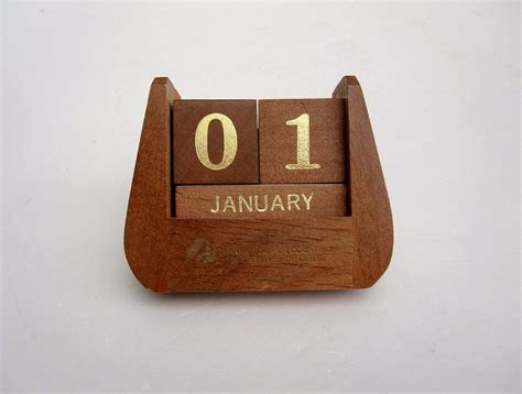 Brown Calendar Accessories