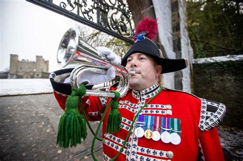 Illustration of bugler tradition