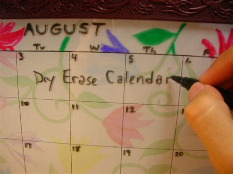 Description of Calendar Decor