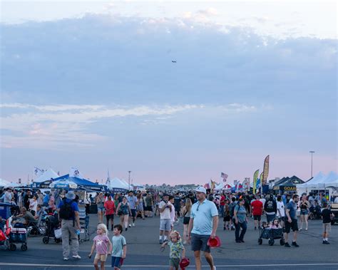 California Capital Airshow Crowd