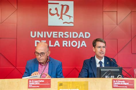 Un capellán trabaja en una universidad