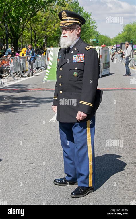 Chaplain Parade Uniform