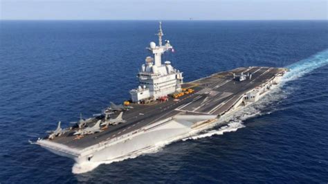 Charles de Gaulle carrier design