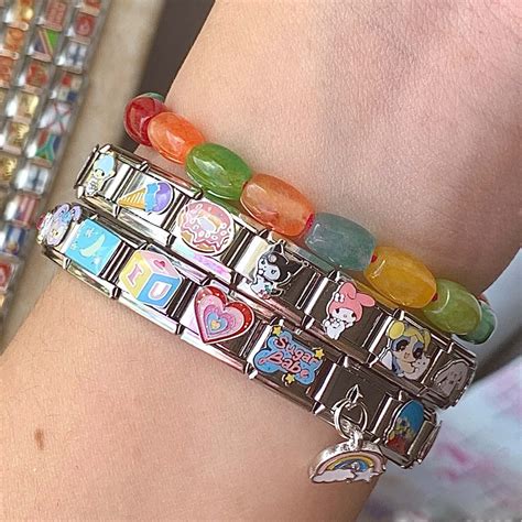 Charm bracelet with food-shaped charms