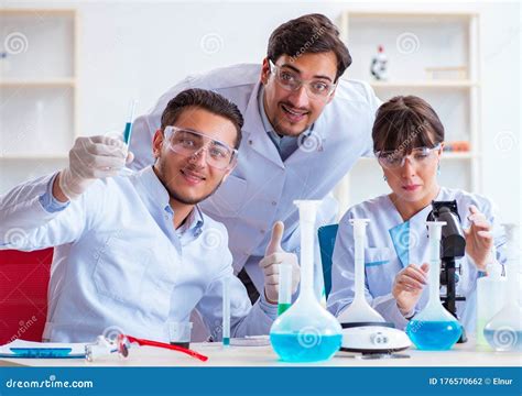 Chemist working in a team