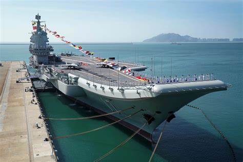 China's Aircraft Carrier Image 1