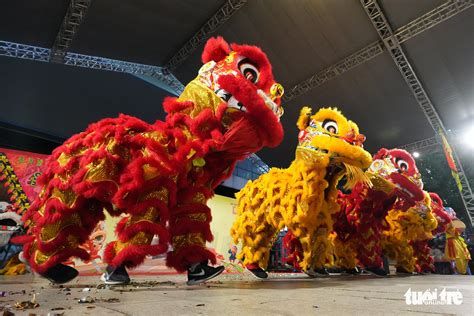 A breathtaking image of a Chinese dragon dance performance