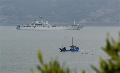 Chinese warship near the Philippines