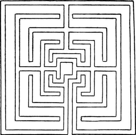 Classic Maze Design