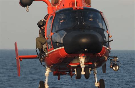 Coast Guard helicopter pilot requirements