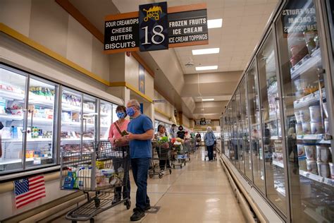 Commissary savings tips