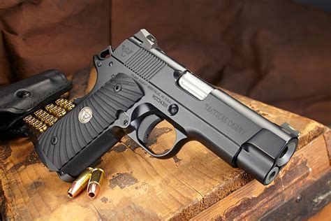 Benefits of compact handguns