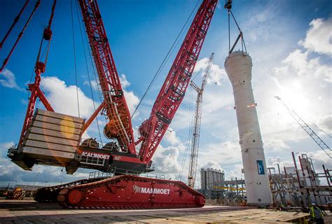 Crane Lifting Heavy Load