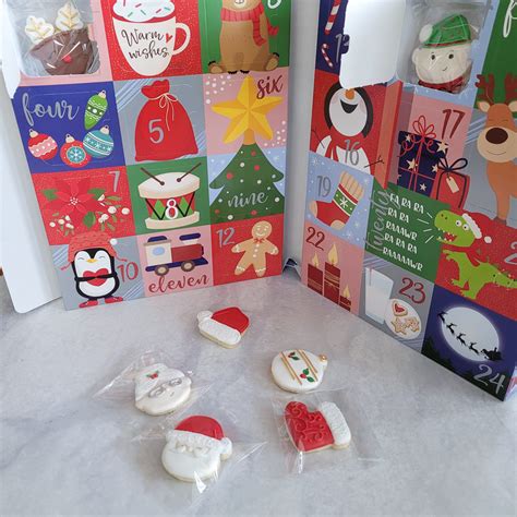 Customizing Cookie Advent Calendars