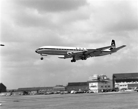 De Havilland Comet in 1952