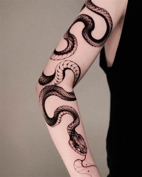 Design process for snake sleeve tattoos