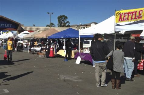 Downtown Corona Farmers' Market