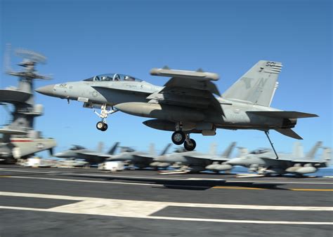 EA-18G Growler communication countermeasures system