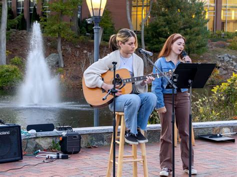 Endicott College Calendar Sharing