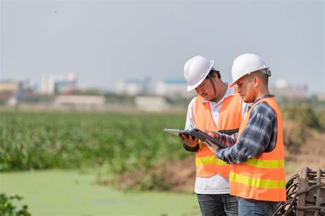 Environmental Consultant in Field