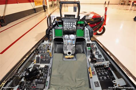 F-16 Cockpit